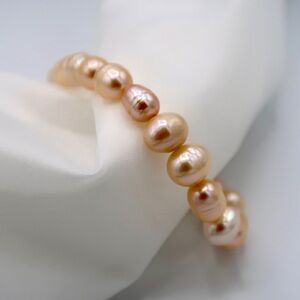 NATURAL PEARL BRACELET (PEACH)